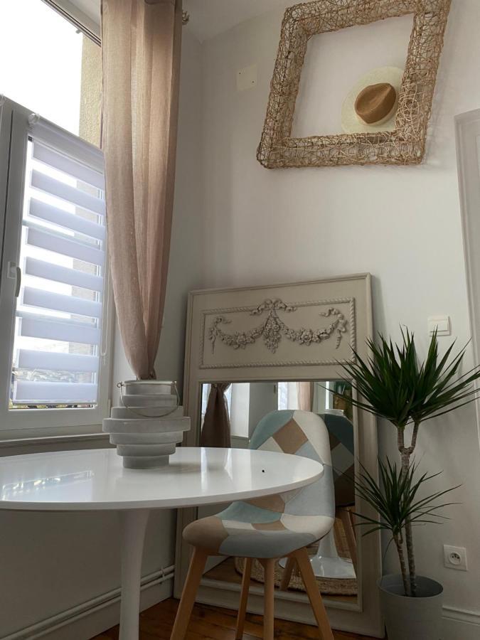 Hypolite Bed & Breakfast Avesnes-sur-Helpe Eksteriør bilde